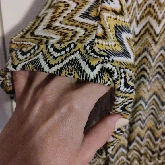 Plus Size Yellow Dress Tacera - Picture 2 of 9